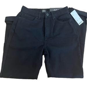 Urban Outfitters BDG MOM HIGH-RISE JEANS Size 25